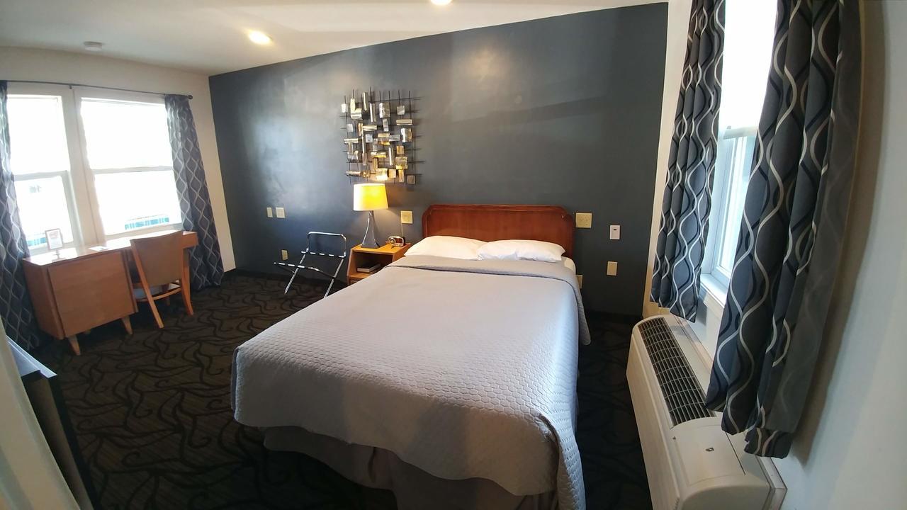 Motel 57 Sturgeon Bay Eksteriør bilde