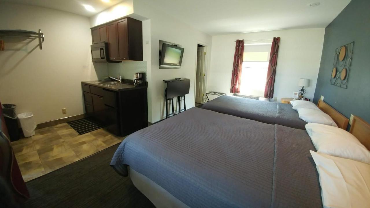 Motel 57 Sturgeon Bay Eksteriør bilde